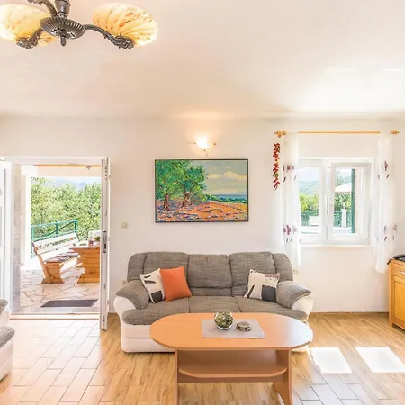 Holiday home 3 Bedroom Cozy In