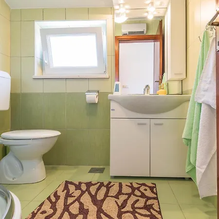 3 Bedroom Cozy In